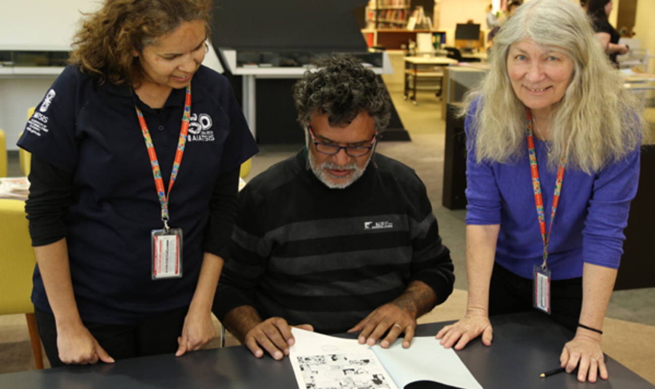 AIATSIS linguists Amanda Lissarrague and Rhonda Smith with visitor Dr Ray Kelly, University of Newcastle.