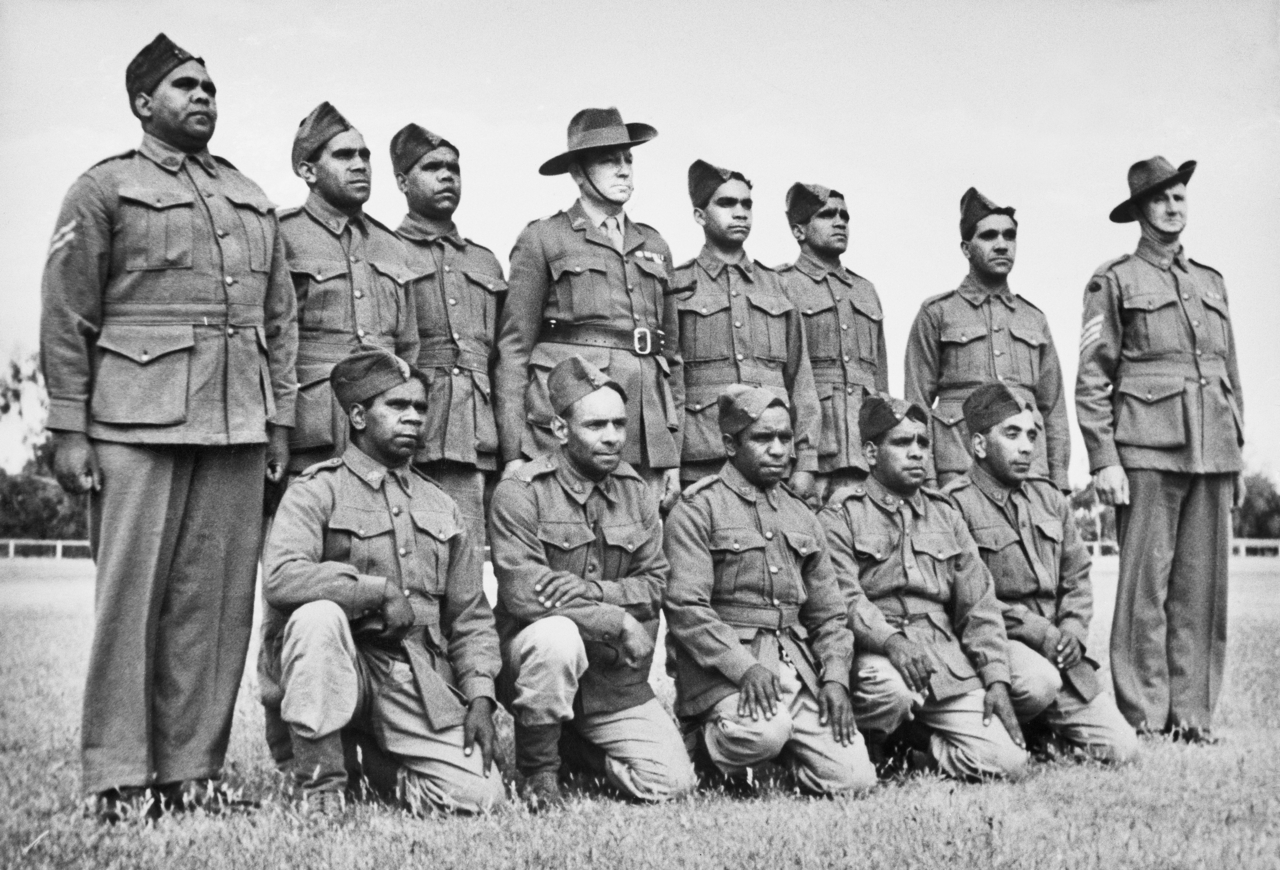 Group portrait of a platoon of Aboriginal soldiers 