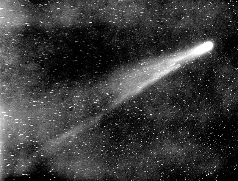 Black and white photograph of Halley's comet